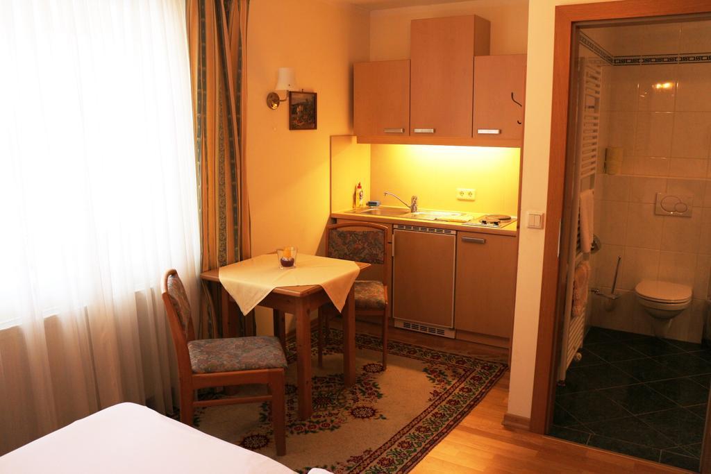 Haus Zu Den Zwei Eichen Leilighet Perchtoldsdorf Rom bilde