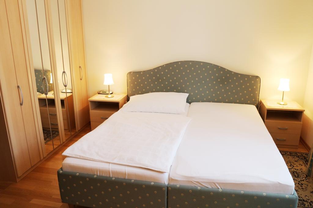 Haus Zu Den Zwei Eichen Leilighet Perchtoldsdorf Rom bilde