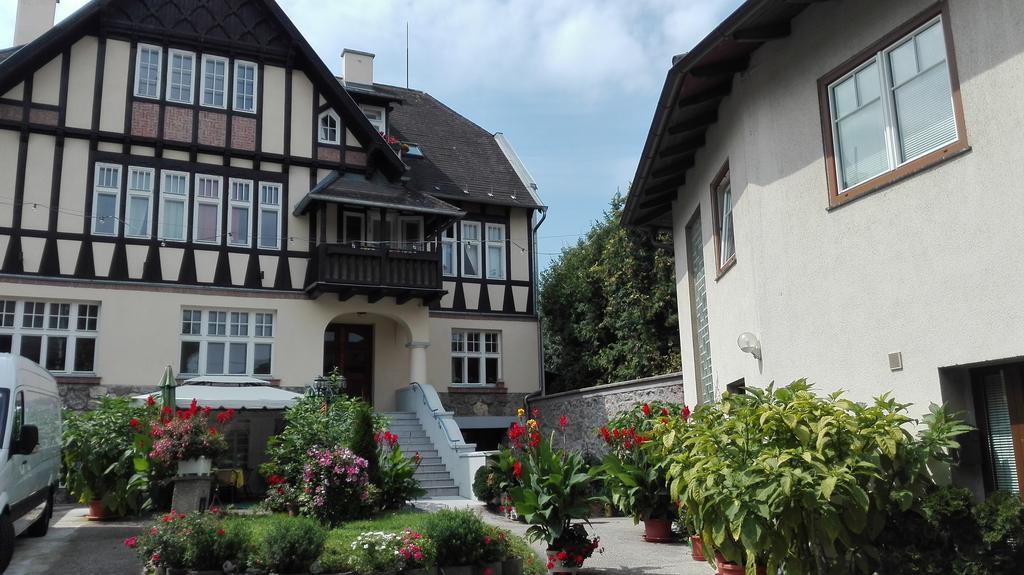Haus Zu Den Zwei Eichen Leilighet Perchtoldsdorf Eksteriør bilde